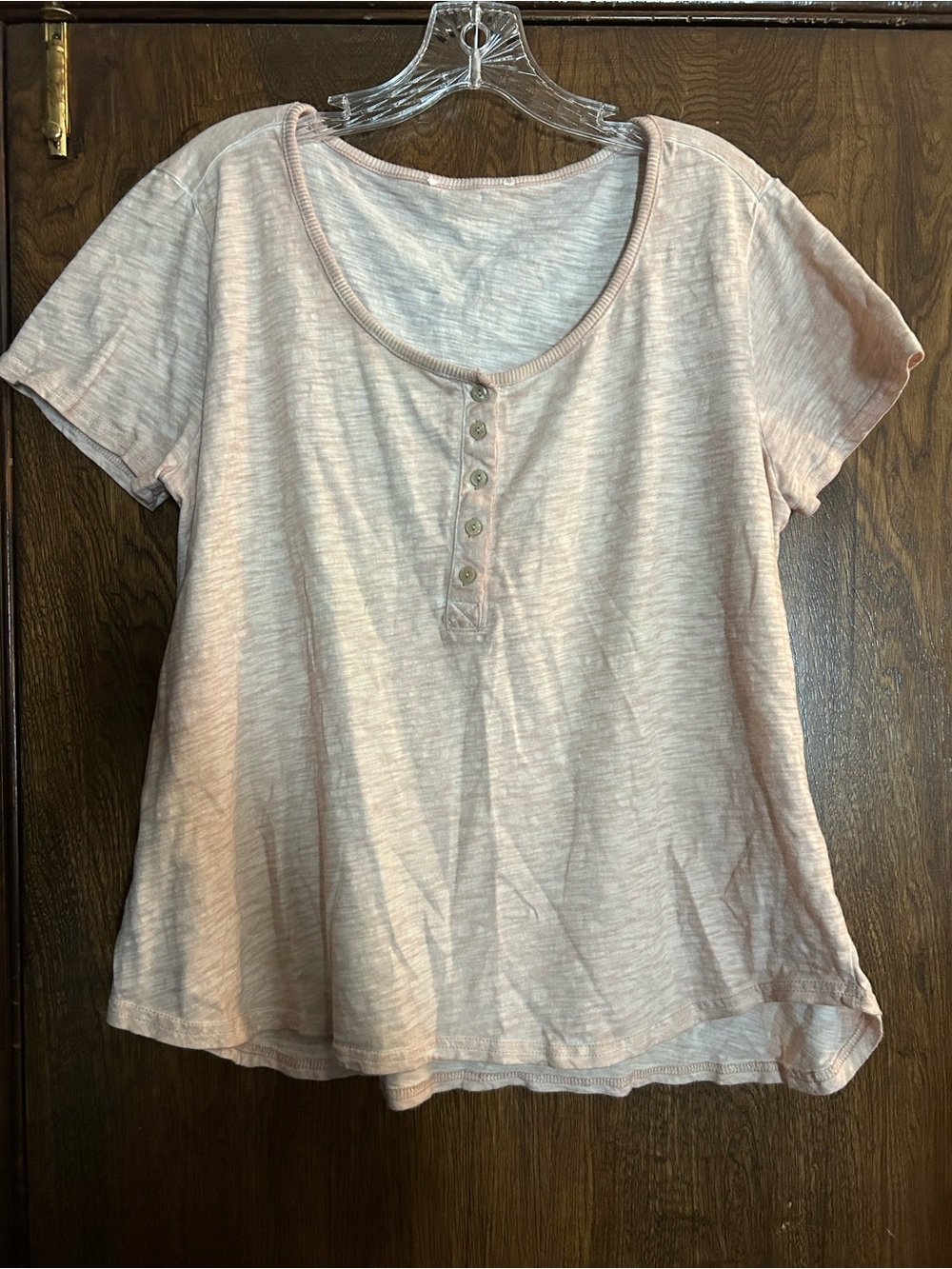 Short Sleeve Henley Tee in Light Pink